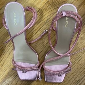 Aldo Barrona Heels in Pink